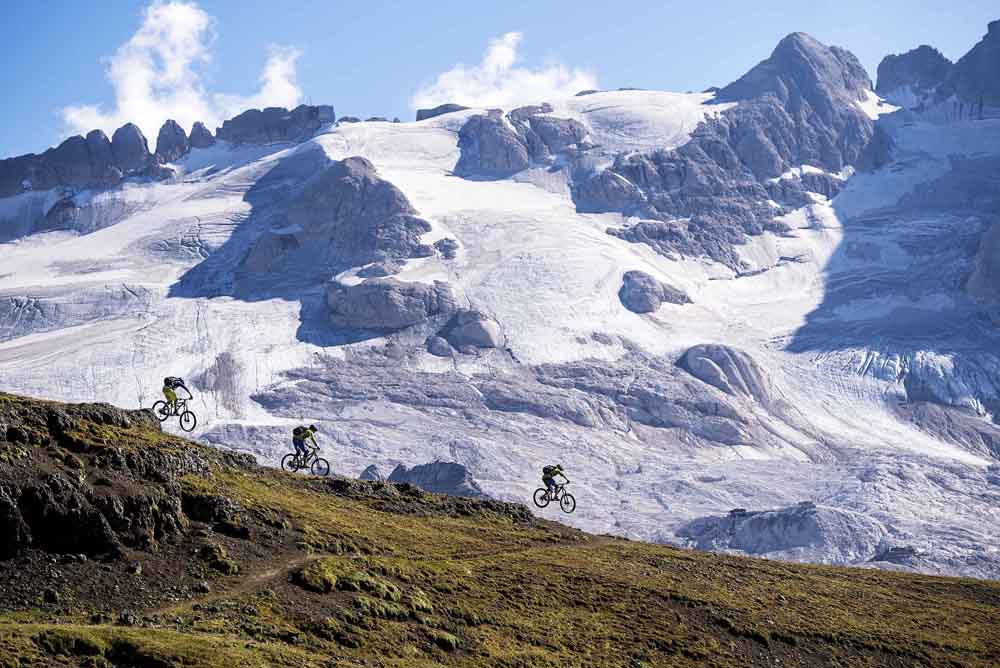 Vacanze Hero in Mountain E-Bike, sulle montagne più belle del mondo